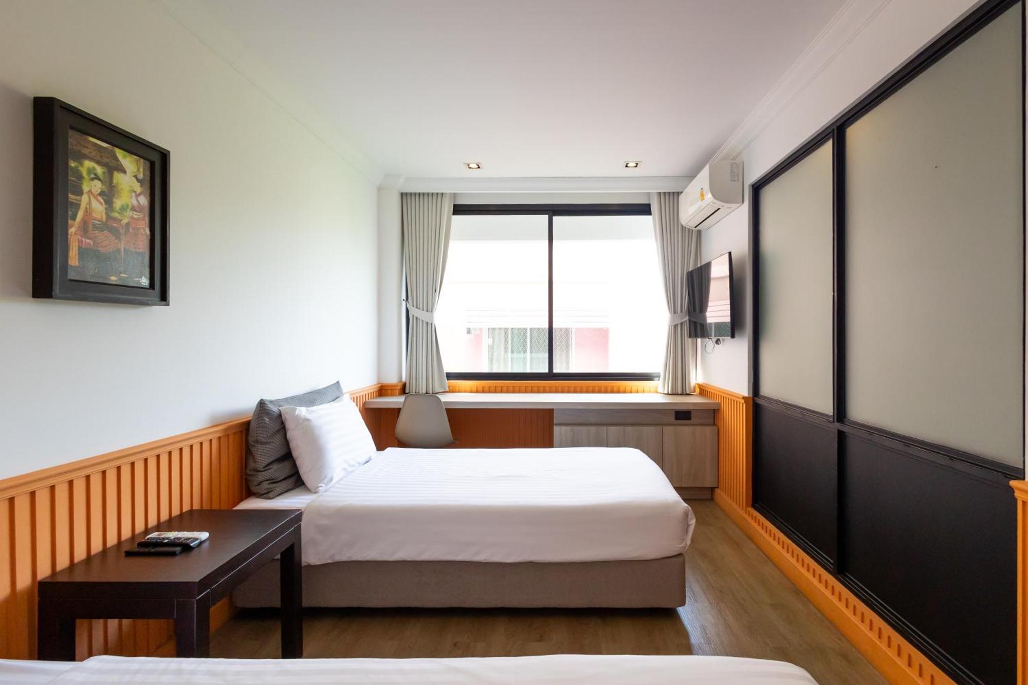 Penpark Place Bangkok Exterior photo