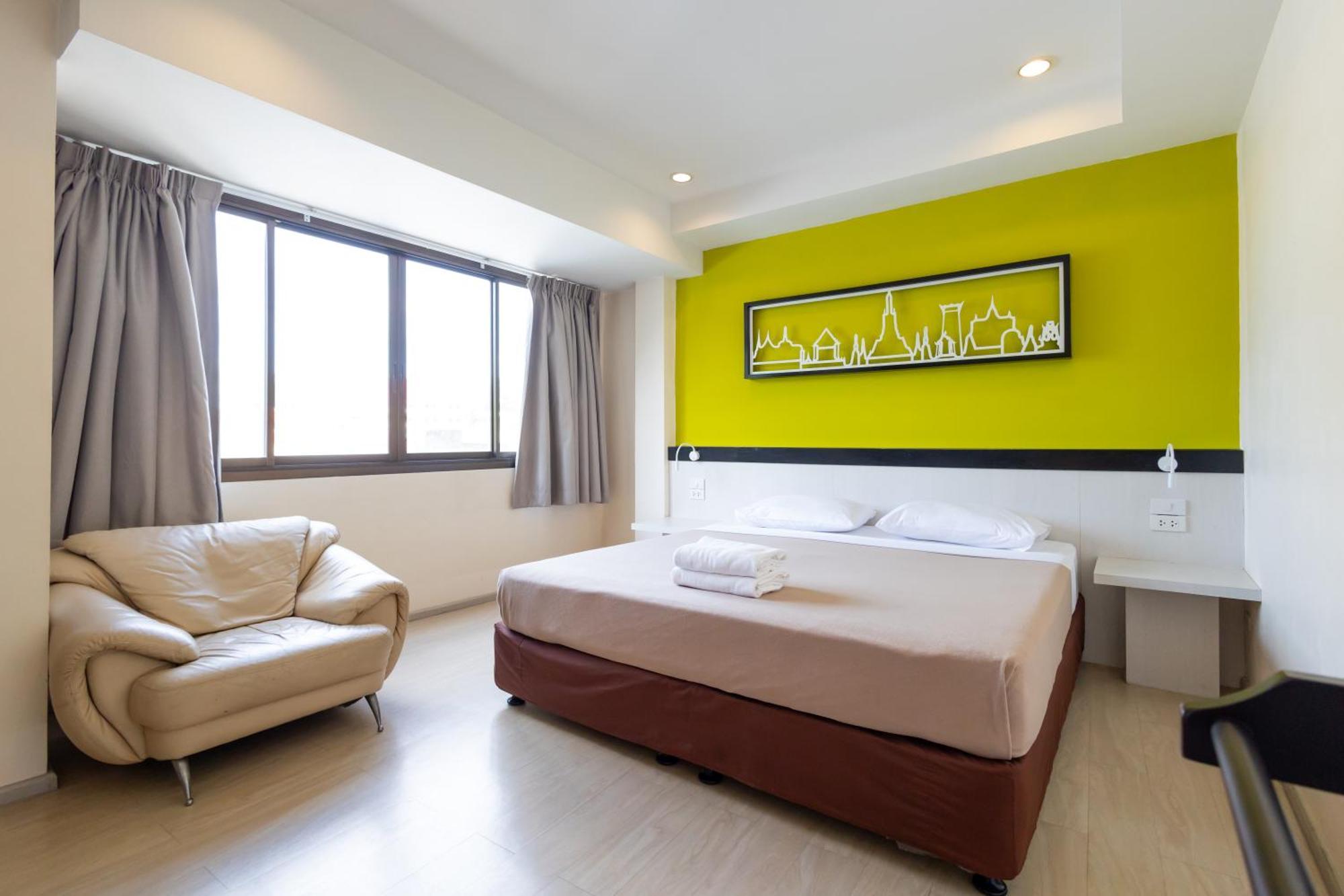 Penpark Place Bangkok Exterior photo