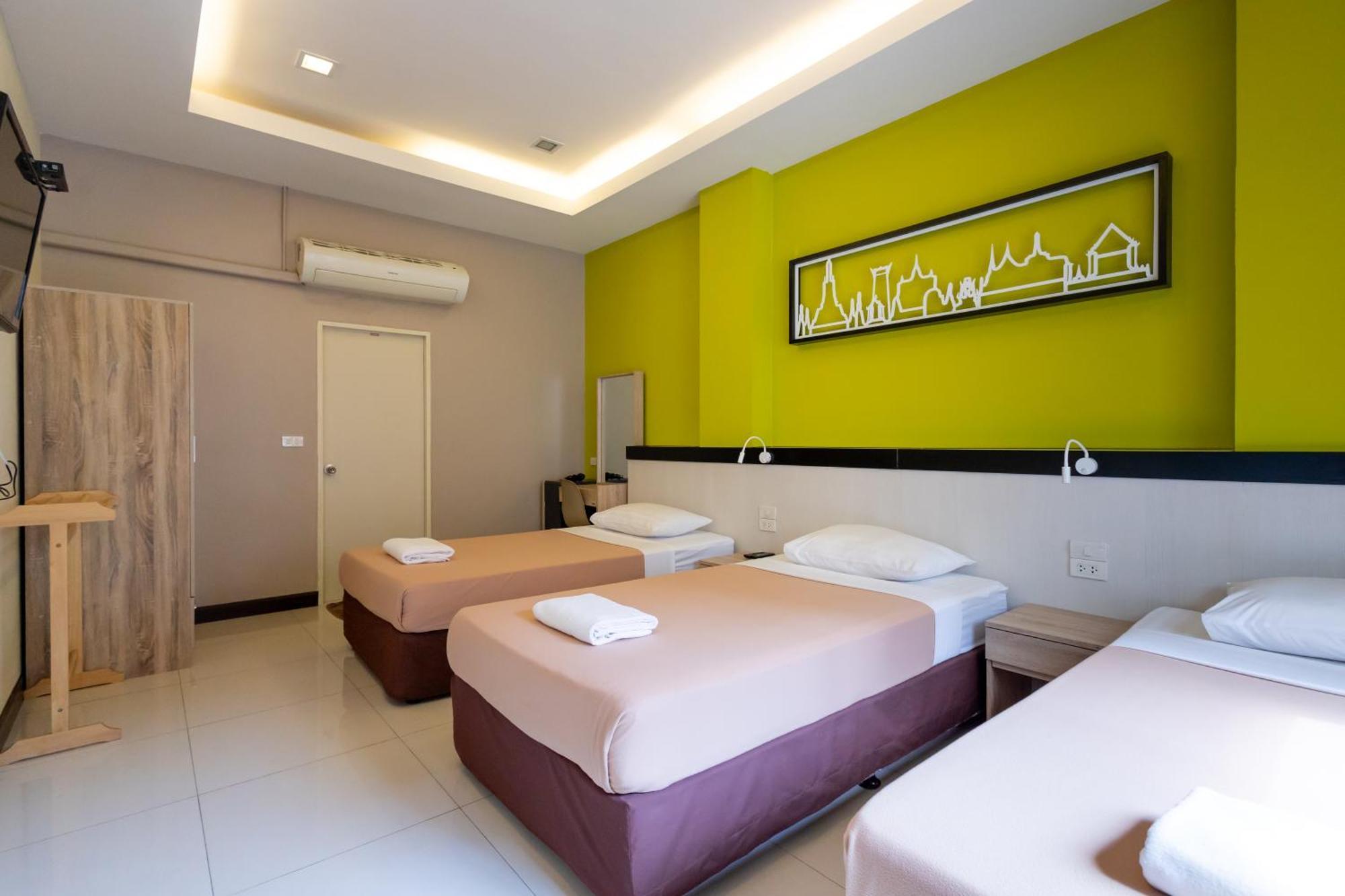 Penpark Place Bangkok Exterior photo