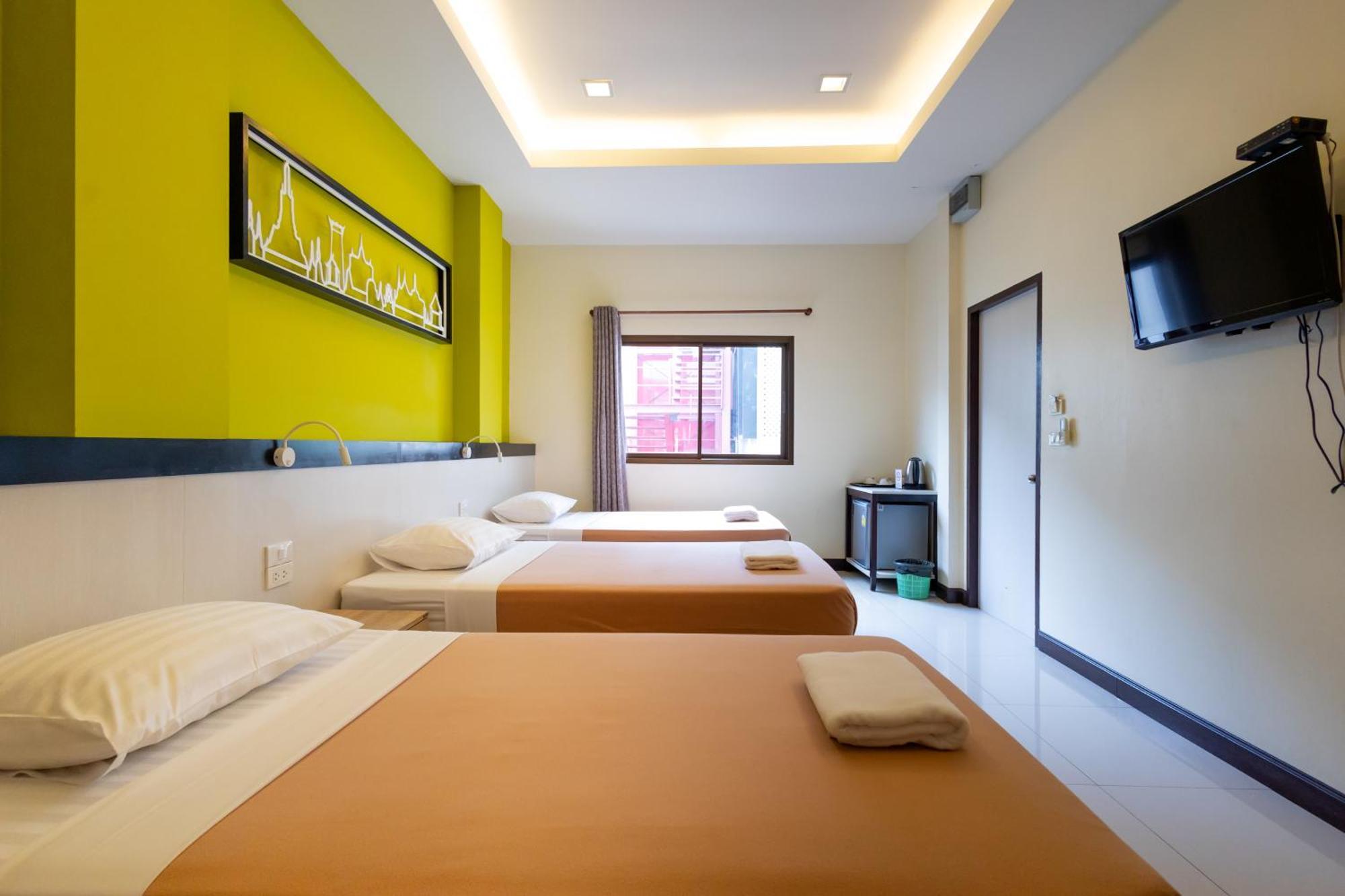 Penpark Place Bangkok Exterior photo
